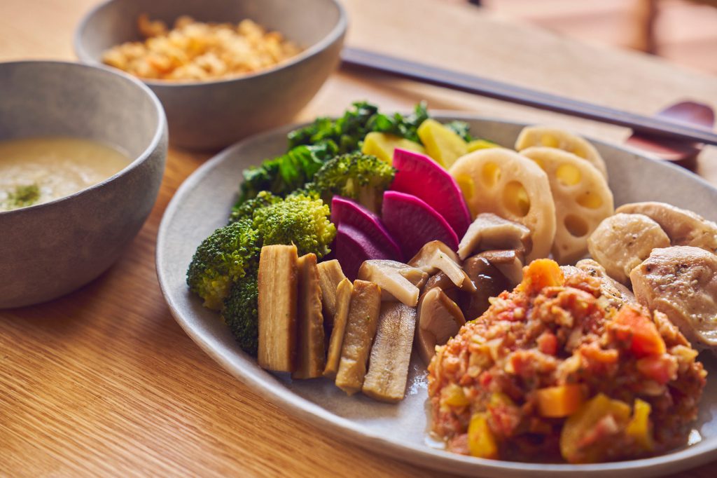 #100ミール 500kcalセット1食（主菜、主菜ソース、スチームベジタブル、ごはん、スープ）